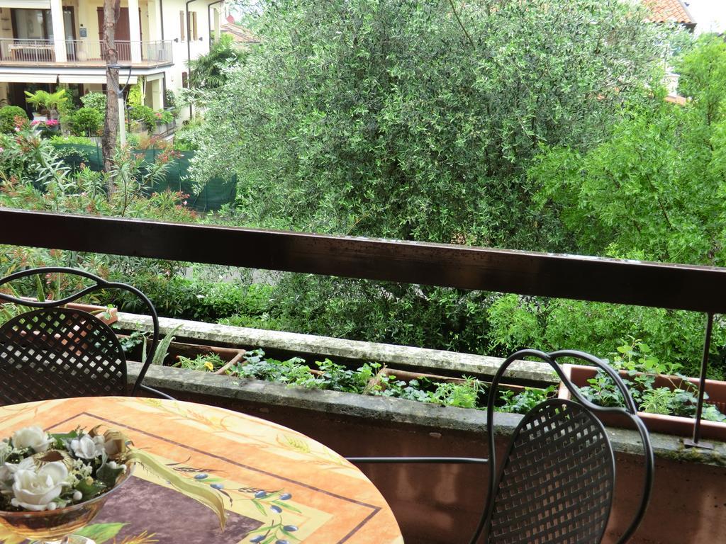 Apartmán Doctor House Desenzano Desenzano del Garda Exteriér fotografie