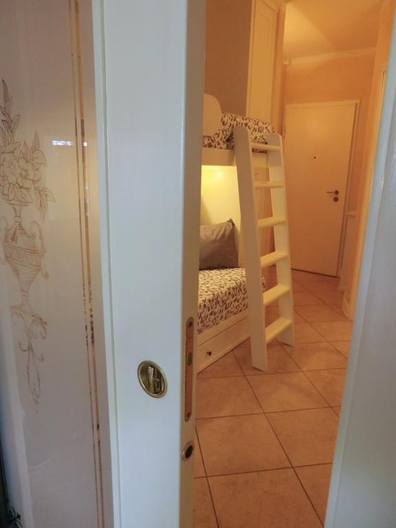 Apartmán Doctor House Desenzano Desenzano del Garda Exteriér fotografie
