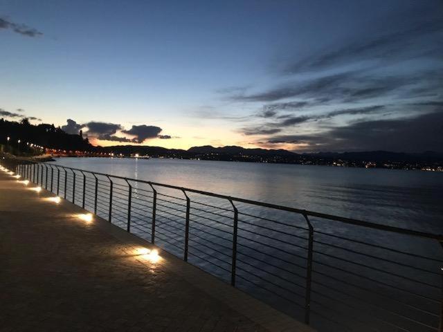 Apartmán Doctor House Desenzano Desenzano del Garda Exteriér fotografie